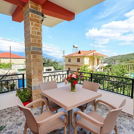 Villa Xherimeja Family Oasis Берат Экстерьер фото