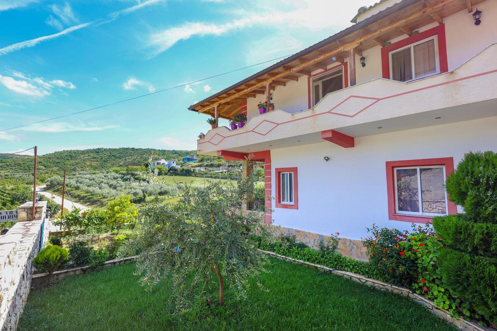 Villa Xherimeja Family Oasis Берат Экстерьер фото